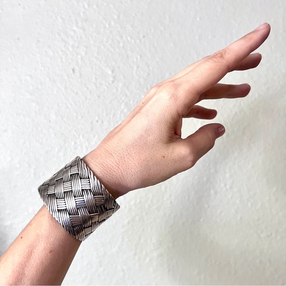 Huge VINTAGE Sterling Silver Mexico Woven Unisex Cuff - Picture 2 of 11